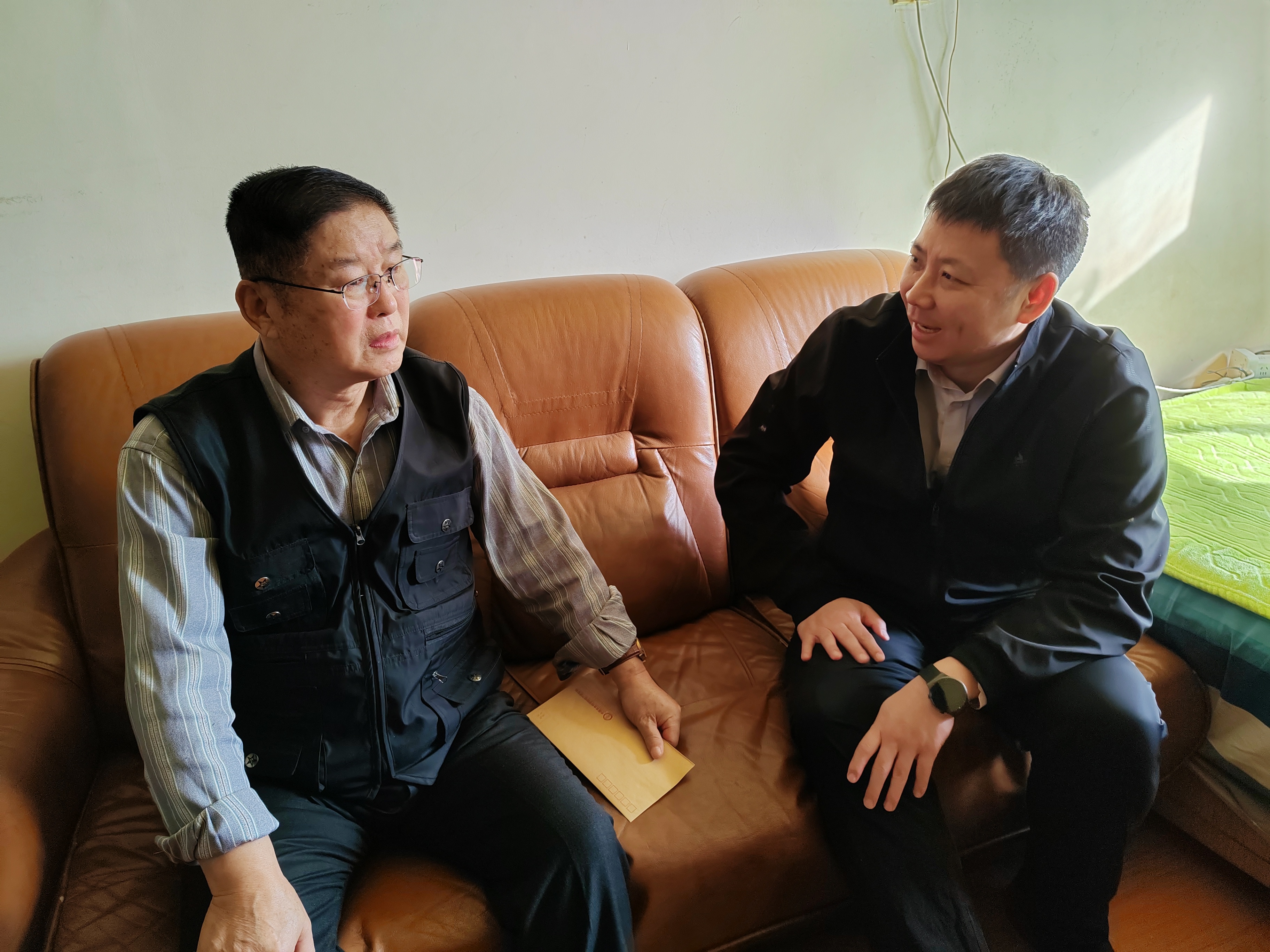 书记慰问3.jpg